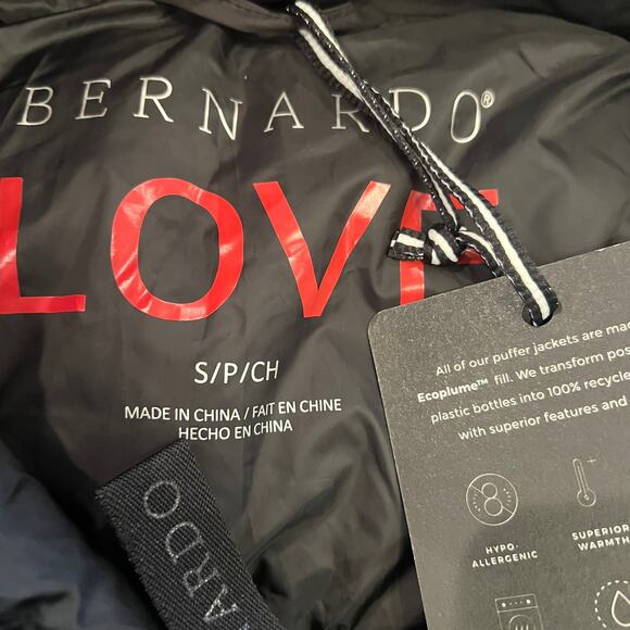 NEW Bernardo Washington SQ Hooded Puffer Jacket Black Coat Size Small - Picture 9 of 15